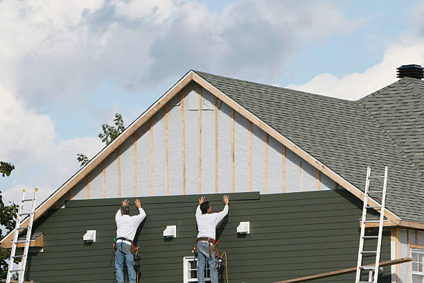 Professional Wood Siding technician working in New Paris, OH